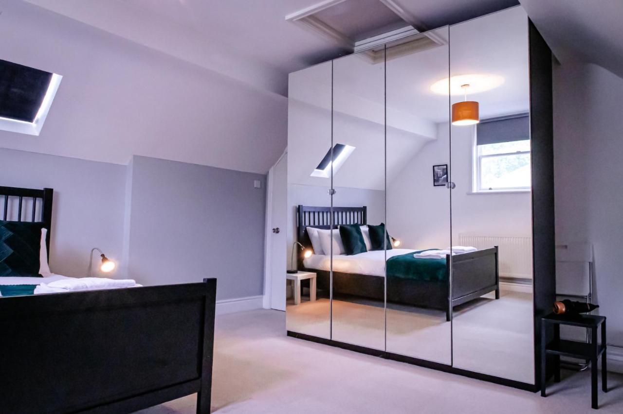 Lord Street - 2 Beautiful Apartments - Sleep Up To 14 Guests - By Rework Accommodation Честър Екстериор снимка