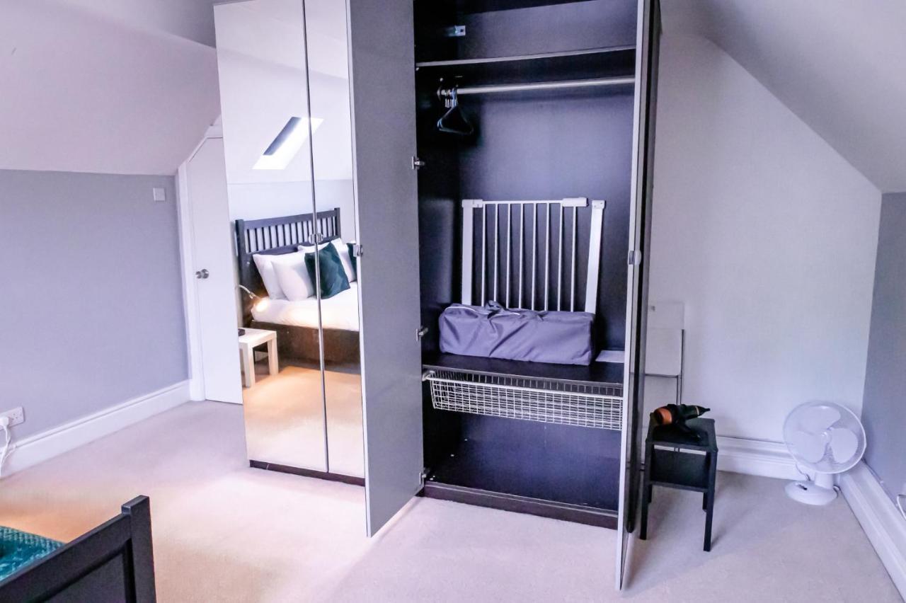 Lord Street - 2 Beautiful Apartments - Sleep Up To 14 Guests - By Rework Accommodation Честър Екстериор снимка